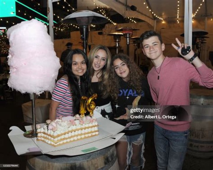 Lexy Kolker Celebrates Sister Ava Kolker's 16th Birthday