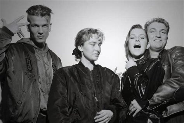 Linn Berggren: The Journey Of A Pop Icon