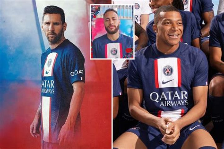 Lionel Messi poses in new PSG kit as he silences any rumours of transfer return to Barcelona