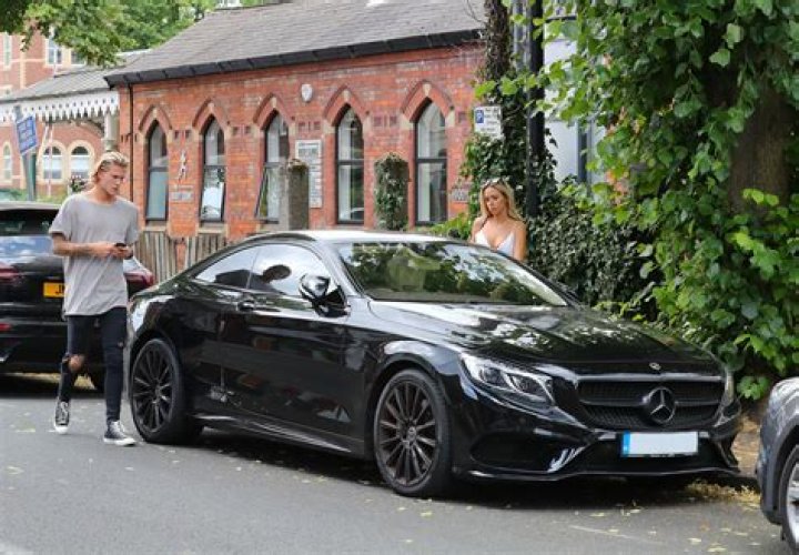 Liverpool flop Loris Karius heads for breakfast with stunning girlfriend Daniella Grace as he continues to get over Champions League heartache