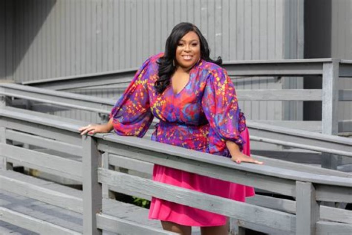 Lola Ponce: The Multifaceted Star Of Latin Entertainment