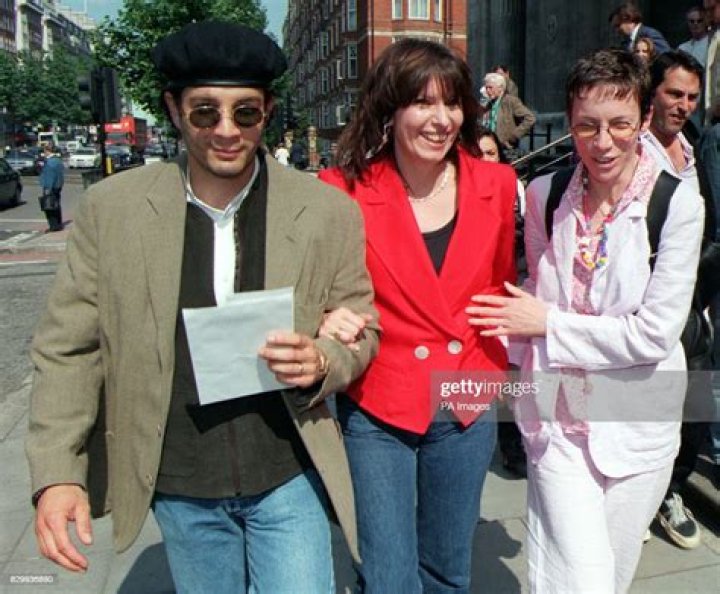Lucho Brieva and Gina Bellman | Married Divorced Children Ex