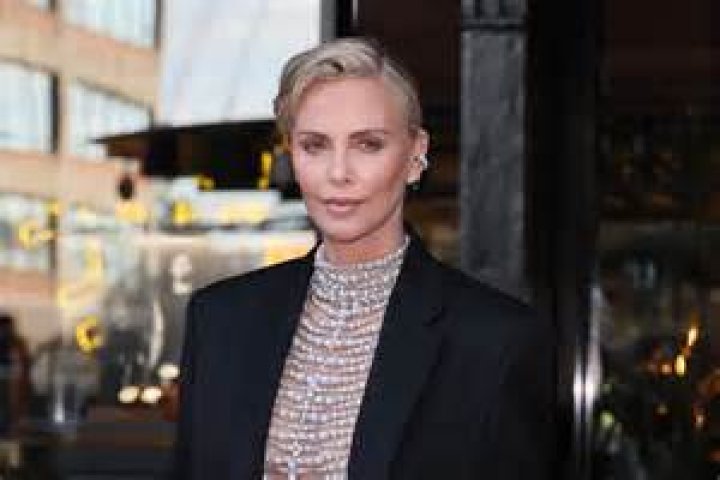 
Luhann Theron M.Sc.
Net Worth
