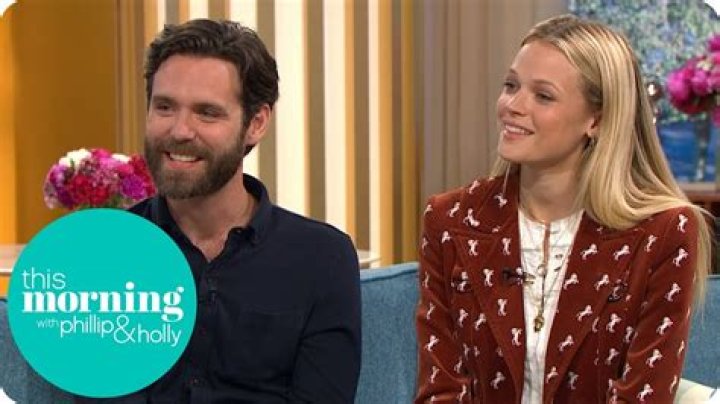 Luke Norris' (aka Dwight Enys ob 'Poldark') Wiki: Wife, Height