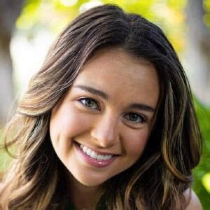 Lyric Medeiros (Pageant contestant) Wiki, Biography, Age, Boyfriend, Family, Facts, and Many More.