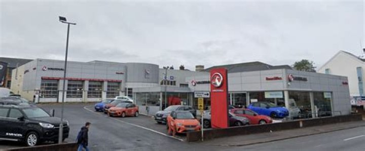 Major car dealership closes down after 60 years with 'NO prospect' of reopening leaving shoppers gutted
