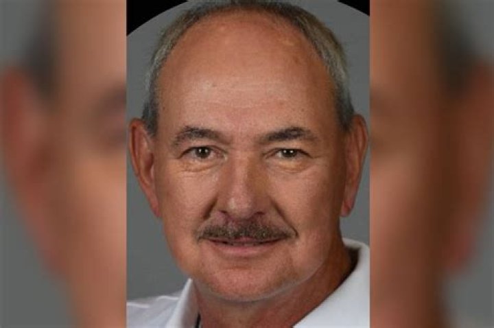Man accused of killing retired Illinois surgeon to stand trial