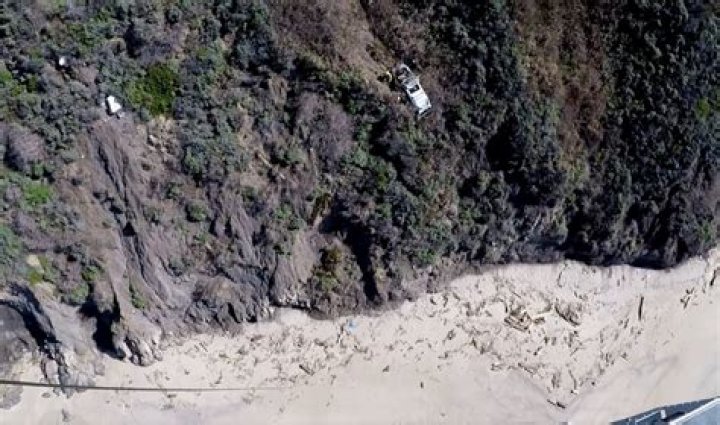Man stranded on Big Sur cliff for 2 days after harrowing crash