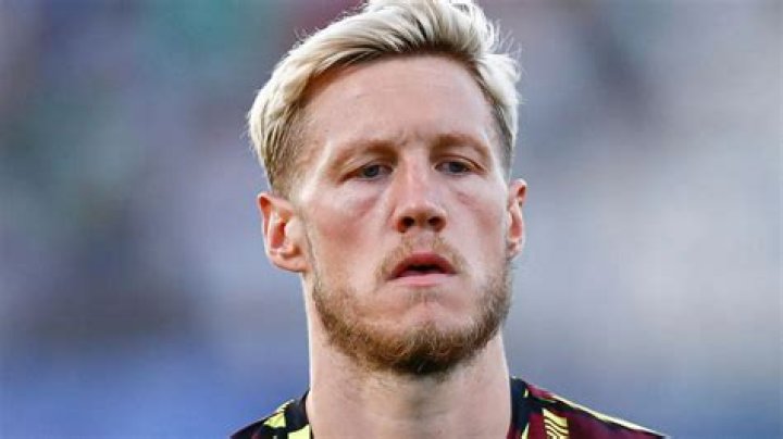 Man Utd flop Wout Weghorst finds new club after Burnley agree to send him out on loan transfer