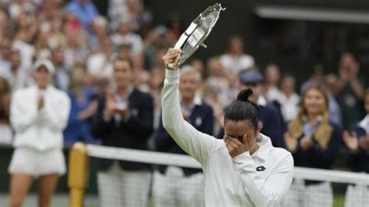 Marketa Vondrousova is Wimbledon’s first unseeded female champion after beating Ons Jabeur