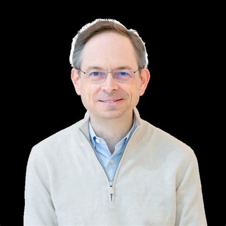 
Matthew Calkins
Net Worth
