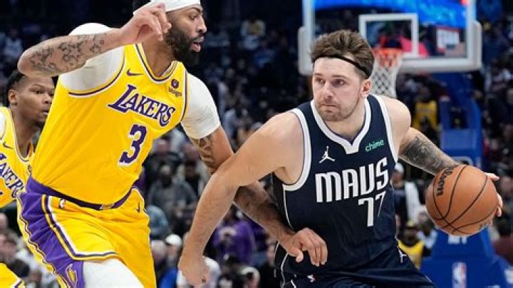 Mavericks’ Luka Dončić Discusses Possibility of Returning to Play in Europe