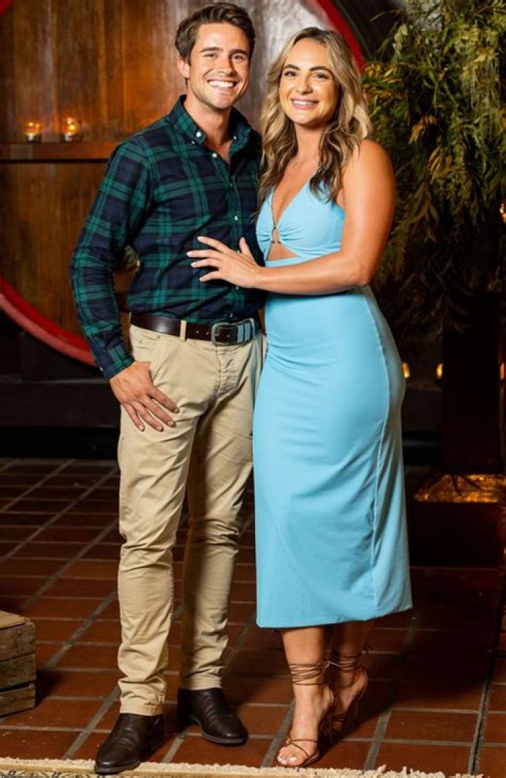 Meet Jessica Cova (Will’s Wife) From Farmer Wants a Wife and Know Her Age, Wiki, Bio, Family, Career, Net Worth