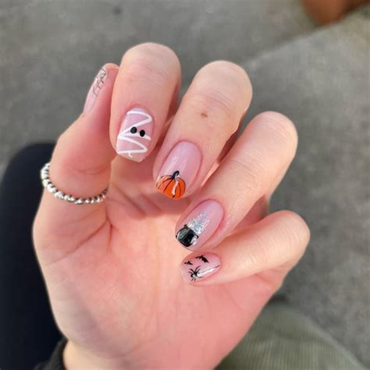Megan Fox's Long Red Nails Had The Coolest Halloween Nail Art Designs