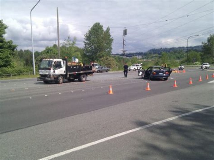Mercer Island Car Accident: Bellevue and Berkely men identified among 3 killed in wrong-way crash on I-90 in Mercer Island
