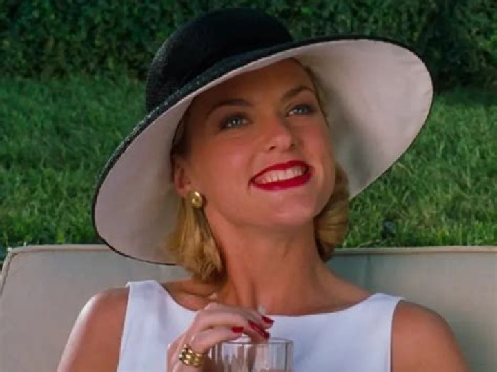 Meredith Blake's ‘The Parent Trap’ Fashion Is Seriously Unmatched