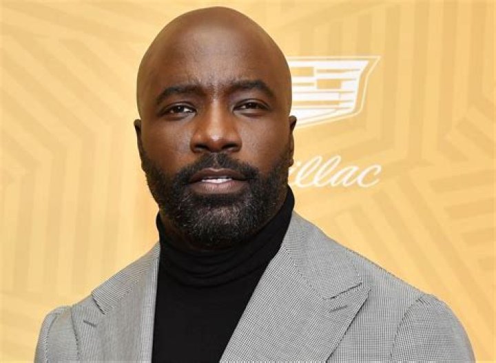 
Mike Colter Bio, Net Worth, Height, Weight, Girlfriend, Affair, Married, Ethnicity, Nationality, Facts & Career