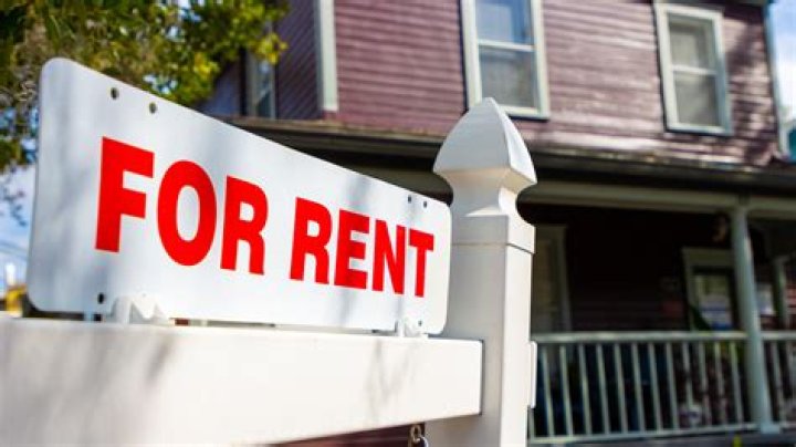 Moline begins license program for rental properties