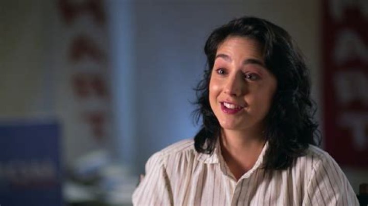 Molly Ephraim | Movies, Wiki/Bio, Net worth, career and relationship.