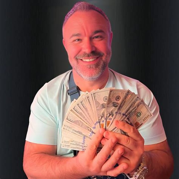 Mr Hand Pay Net Worth 2024
