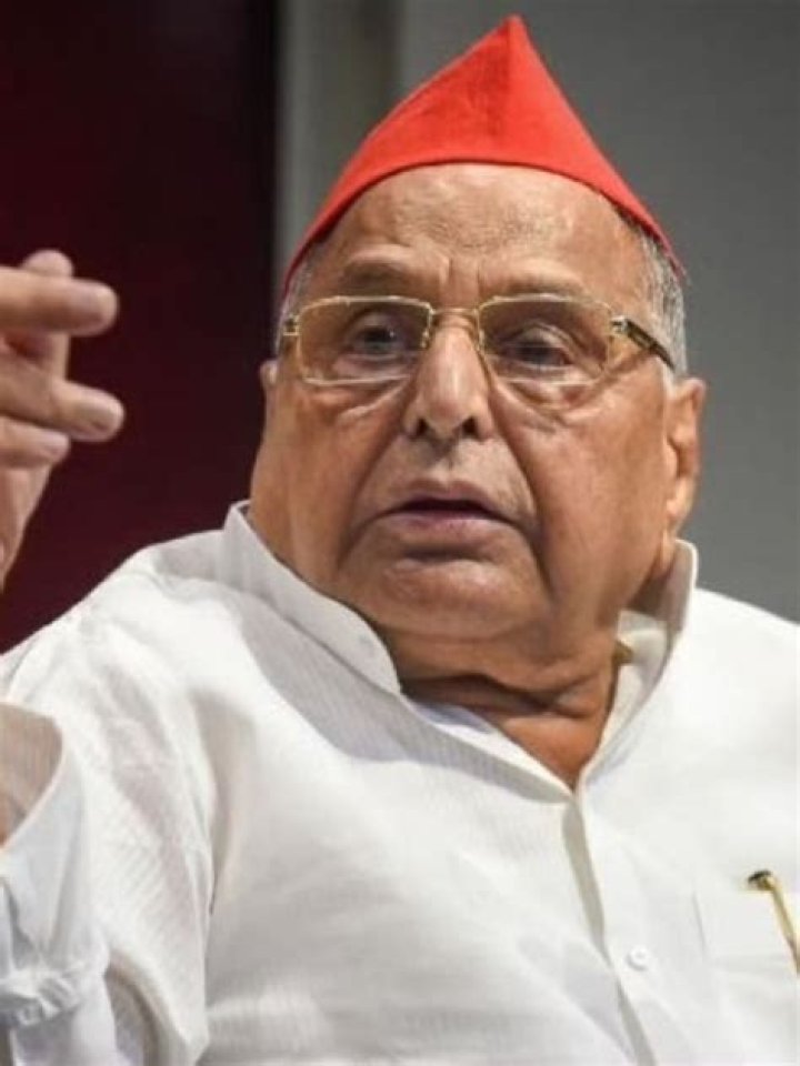 Mulayam Singh Yadav Cause Of Death, Age, Wiki, Health, Nationality, Cast, Family, Wife