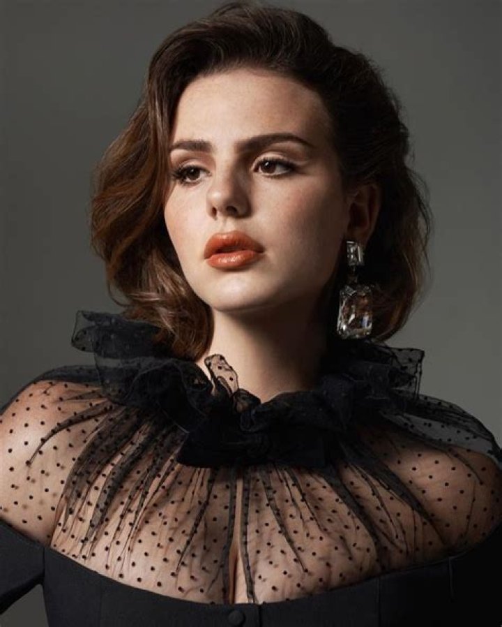 Nell Tiger Free (Actress) Wiki, Biography, Age, Boyfriend, Family, Facts and More