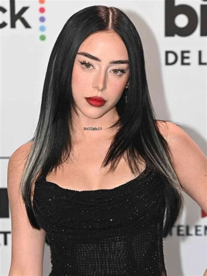 Net Worth, Bio, Age, Height, Boyfriend, Family 2024
