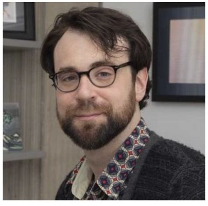 Neuroscientist and 2004 PV alum named to school district Wall of Honor