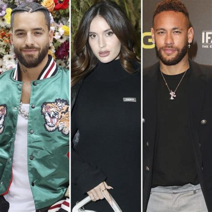 Neymar's ex-girlfriend Natalia Barulich stuns fans with topless picture as she shows PSG star what he's missing
