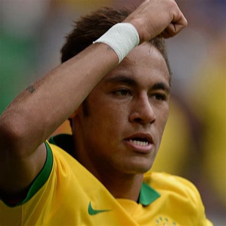 Neymar - Son, Age & Stats