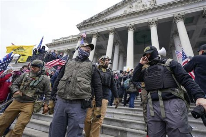 Oath Keepers jury hears about massive weapon cache on Jan. 6