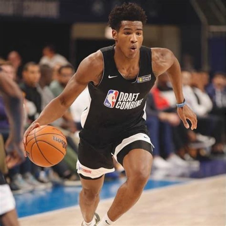 Ochai Agbaji (Kansas Player) Bio, Parents, Wiki, Career, Age & Net worth