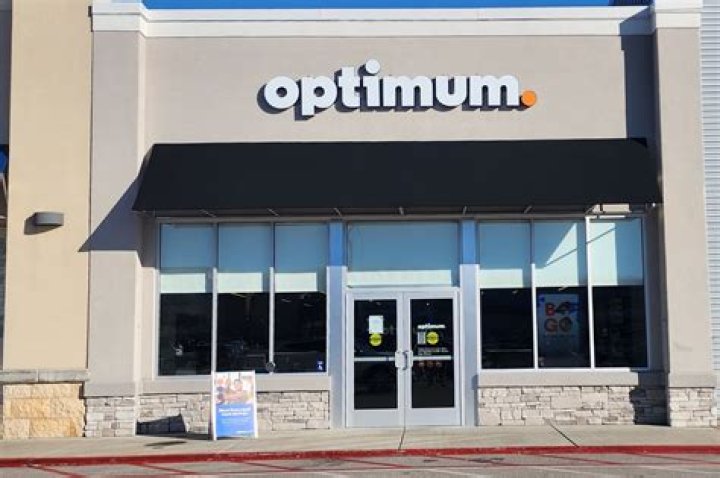 Optimum's Vienna, WV Store | Mobile Phones, 1 Gig Internet