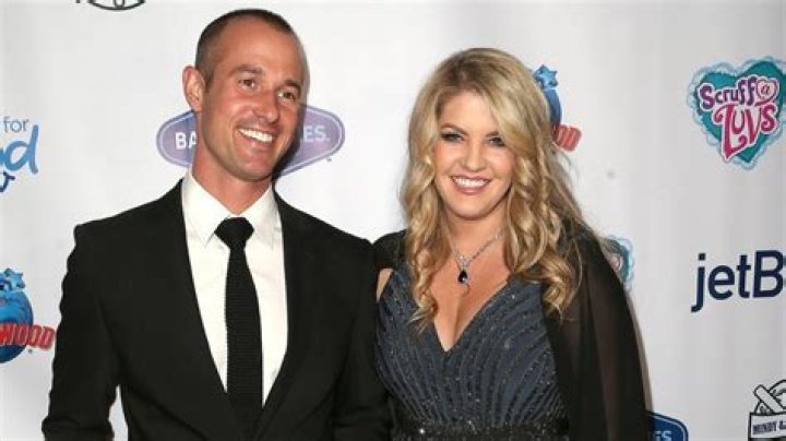 Pandora Vanderpump Sabo celebrates milestone anniversary, shares pics of growing baby bump