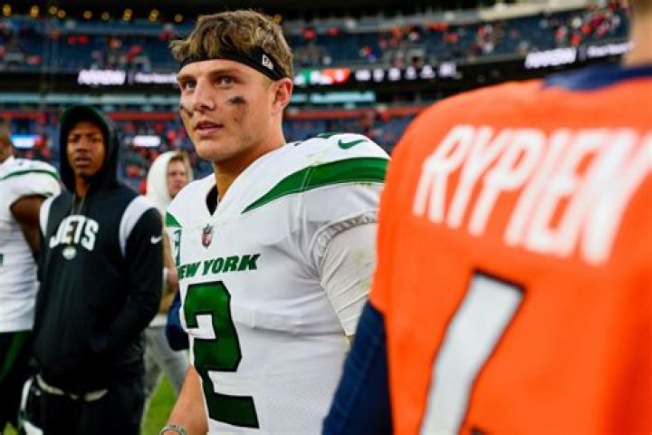Peyton Manning Criticizes New York Jets' Handling of Zach Wilson Amid QB's Move to Denver Nuggets