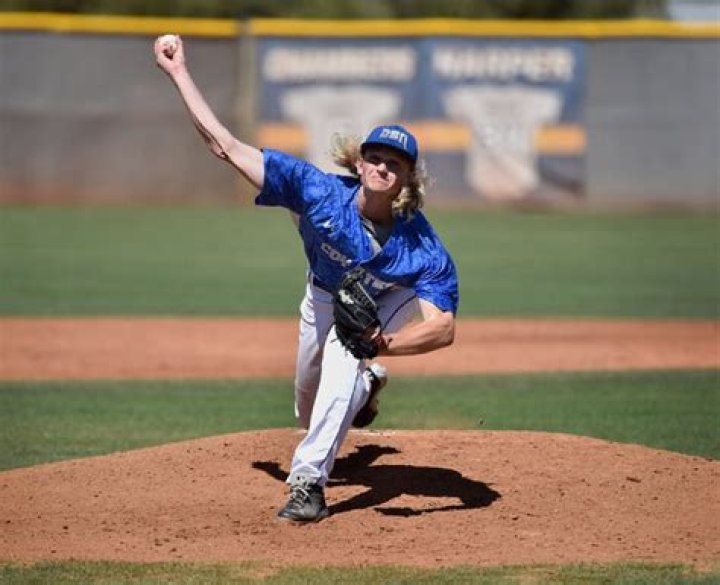 Phil Bickford Bio [2023 Update]: Parents, Contract & Salary