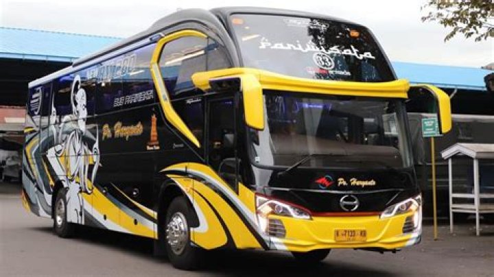 PO Haryanto Rilis Bus Baru Pakai Bodi Skylander R22