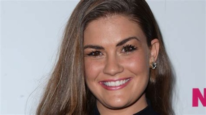 Pump Rules: Brittany Cartwright shows off her ‘loves’ and slim figure while posing for family snap