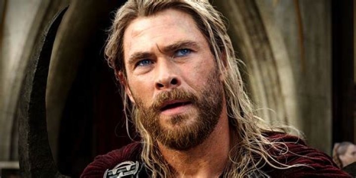 Ragnarok, Challenges Chris Hemsworth To Battle