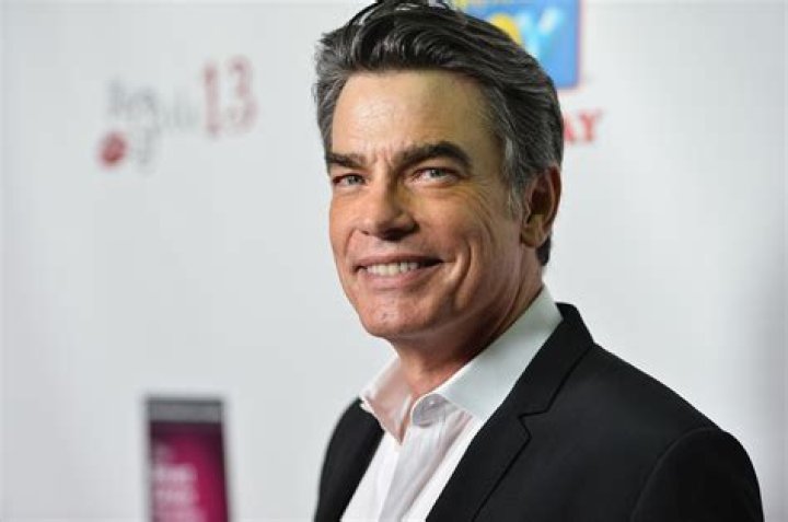 Ranking Peter Gallagher's Eyebrows, From 'While You Were Sleeping' To 'The O.C.'