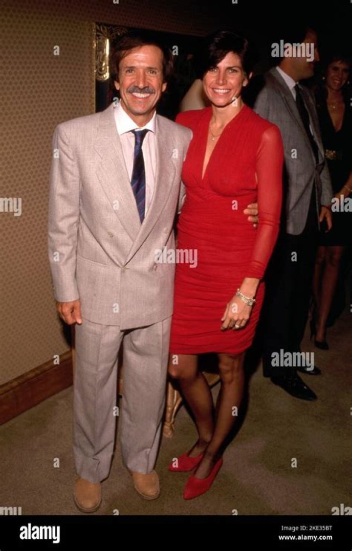 
Raquel Bono
Net Worth
