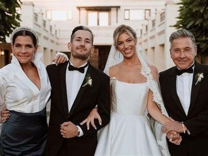 Ricky Montaner Edad, altura, wikipedia, biografía, Novia/ Esposa, Fortuna, Pareja, hijos, estatura