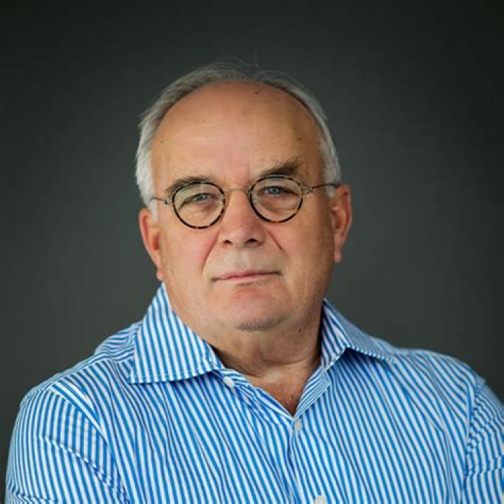 
Robert E. Rasmus
Net Worth

