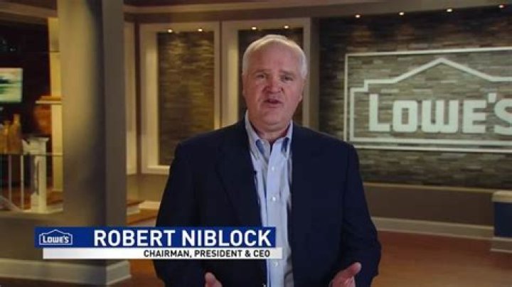Robert Niblock Net Worth (2024) | wallmine