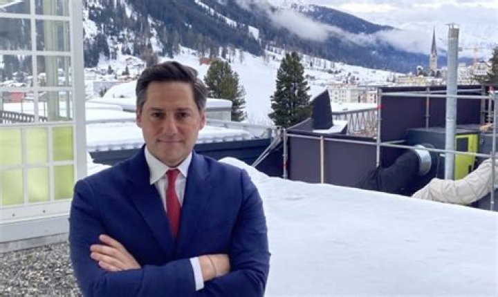 
Robert Tichio
Net Worth

