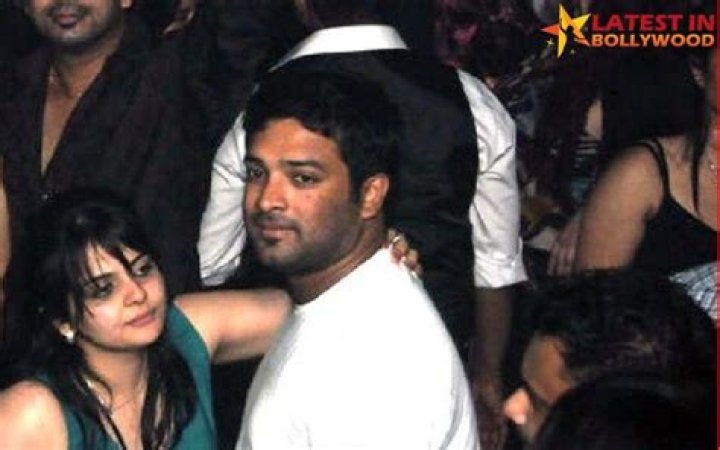 Roma Malayalam Actress Husband, Is She Married? Boyfriend, Relationships