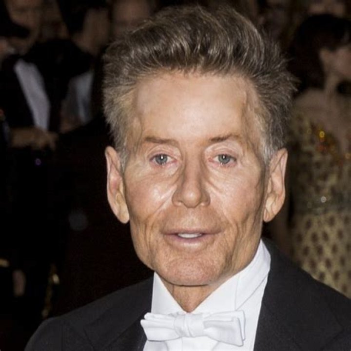 
Ronald Klein
Net Worth

