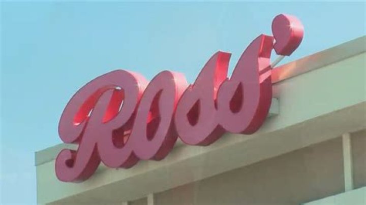 Ross’ restaurant in Bettendorf put up for sale