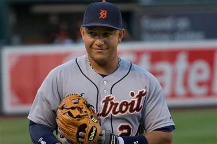 Salary, Income, Net Worth: Miguel Cabrera - 2024