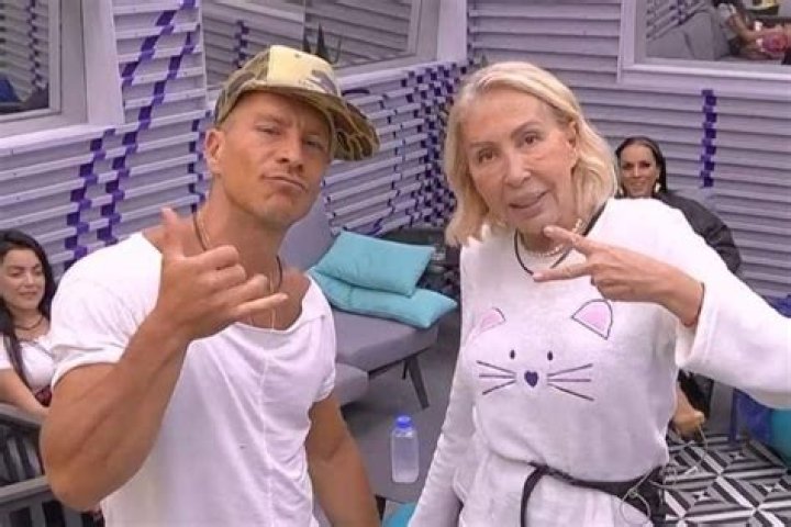 Salvador Zerboni (La casa de los famosos) Edad, altura, wikipedia, biografía, Novia/ Esposa, Fortuna, Pareja, hijos, estatura